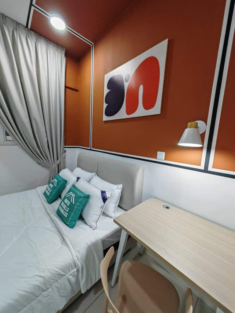 MASTER BEDROOM 1(10)