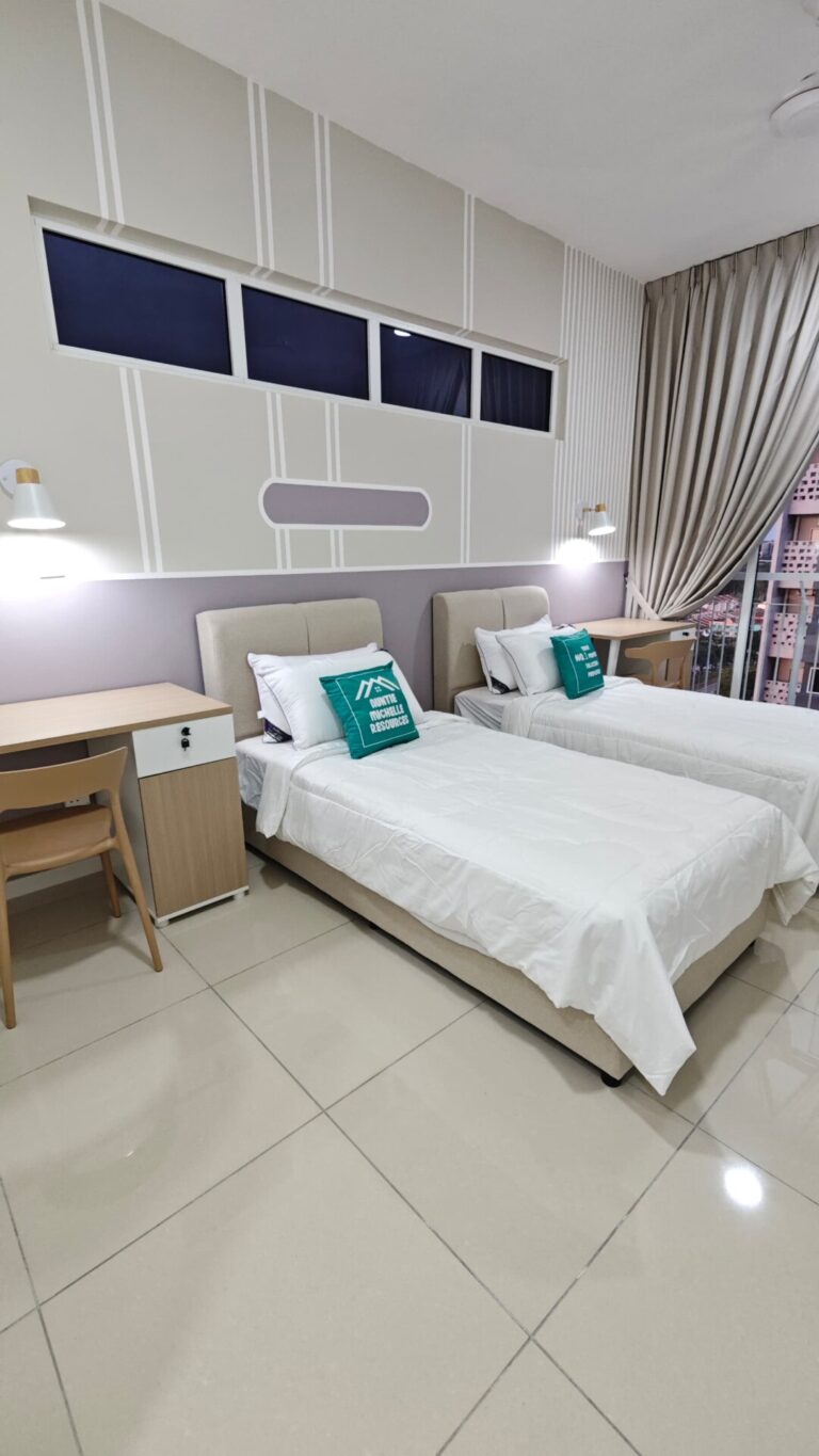 MASTER BEDROOM 3(3)